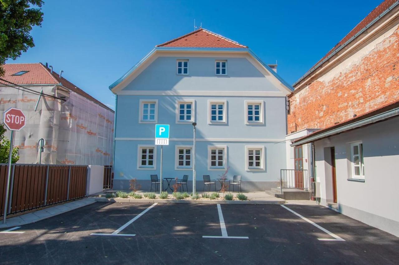 Apartmani Kac Karlovac Exterior foto